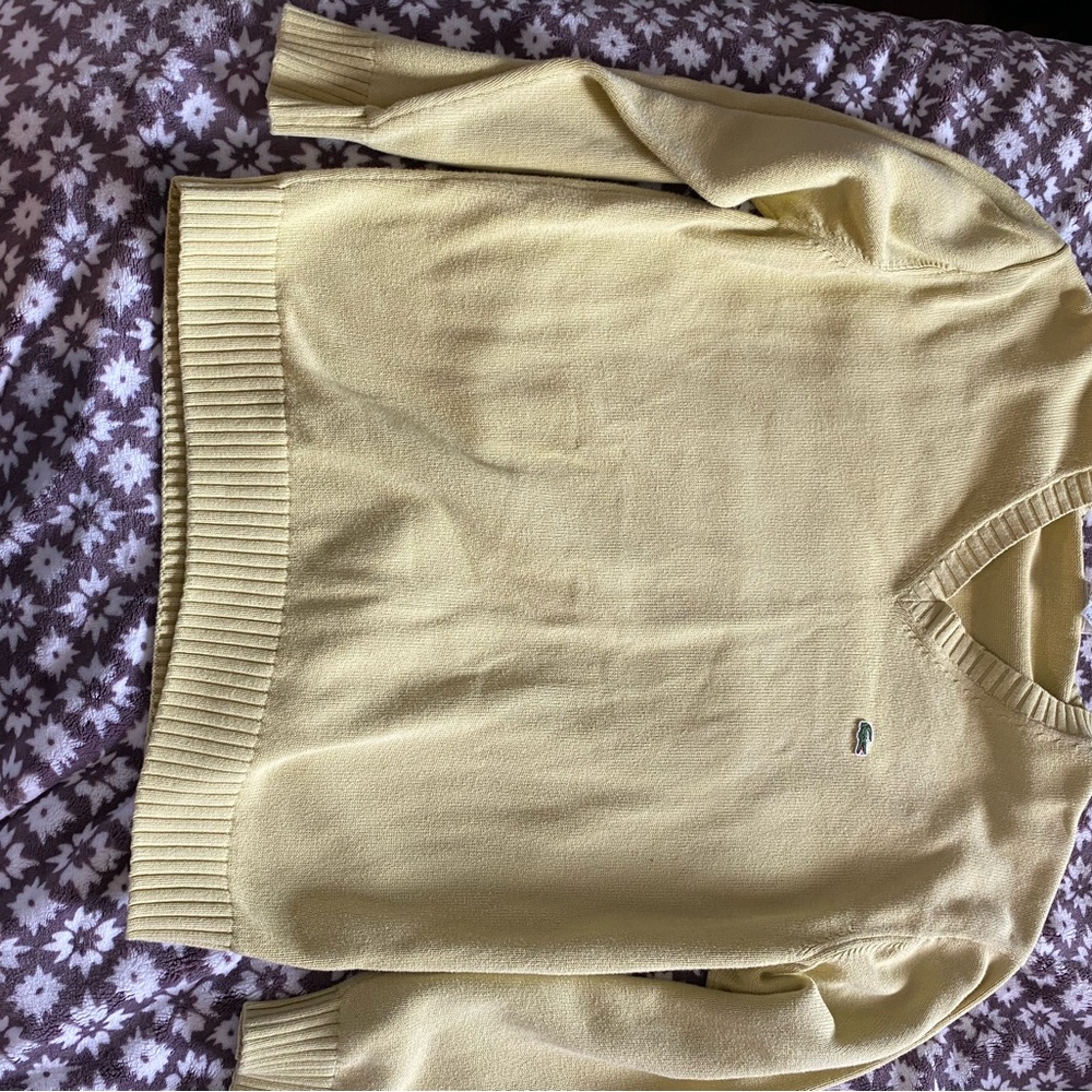 yellow sweater